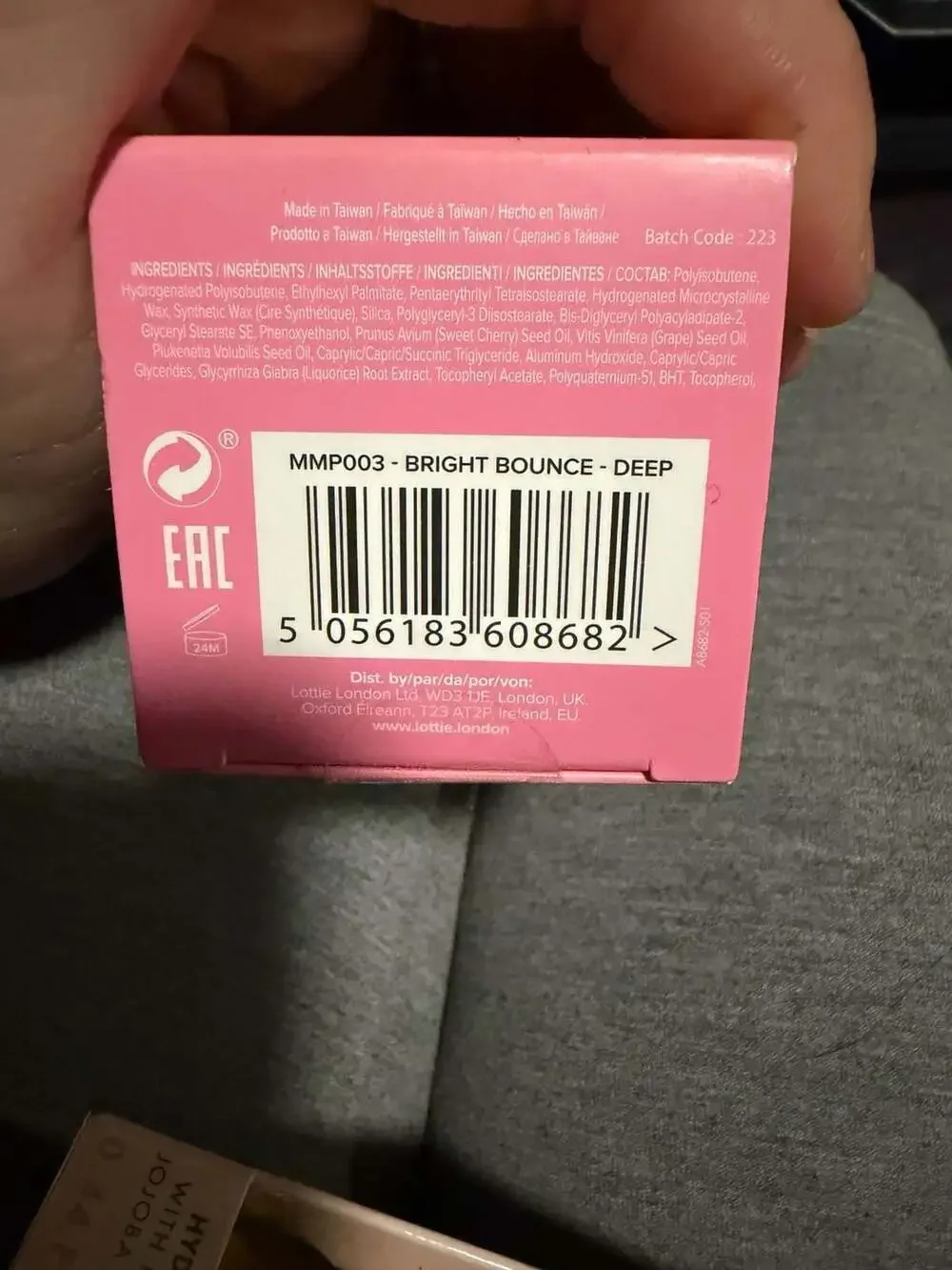 #252 Lottie London under eye brightner New